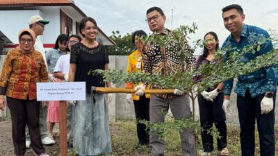 Tanam Ketapang Kencana di Loka POM Buleleng, Taruna Ikrar: Simbol Komitmen Keberlanjutan