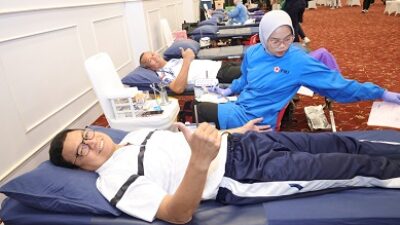 Semarak HUT Proklamasi Ala BPOM RI: Hadirkan Donor Darah, Jumat Berkah, dan Tawa Lomba Rakyat