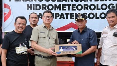 Kepala BPOM RI Taruna Ikrar Bekerja Cepat dan Senyap Pastikan Stok Obat Instalasi Farmasi di Padang Aman