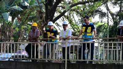 Plt Dirut Andi Syahrum Tinjau Pengerukan Saluran Air Baku, Wujud Komitmen PDAM Tingkatkan Pelayanan